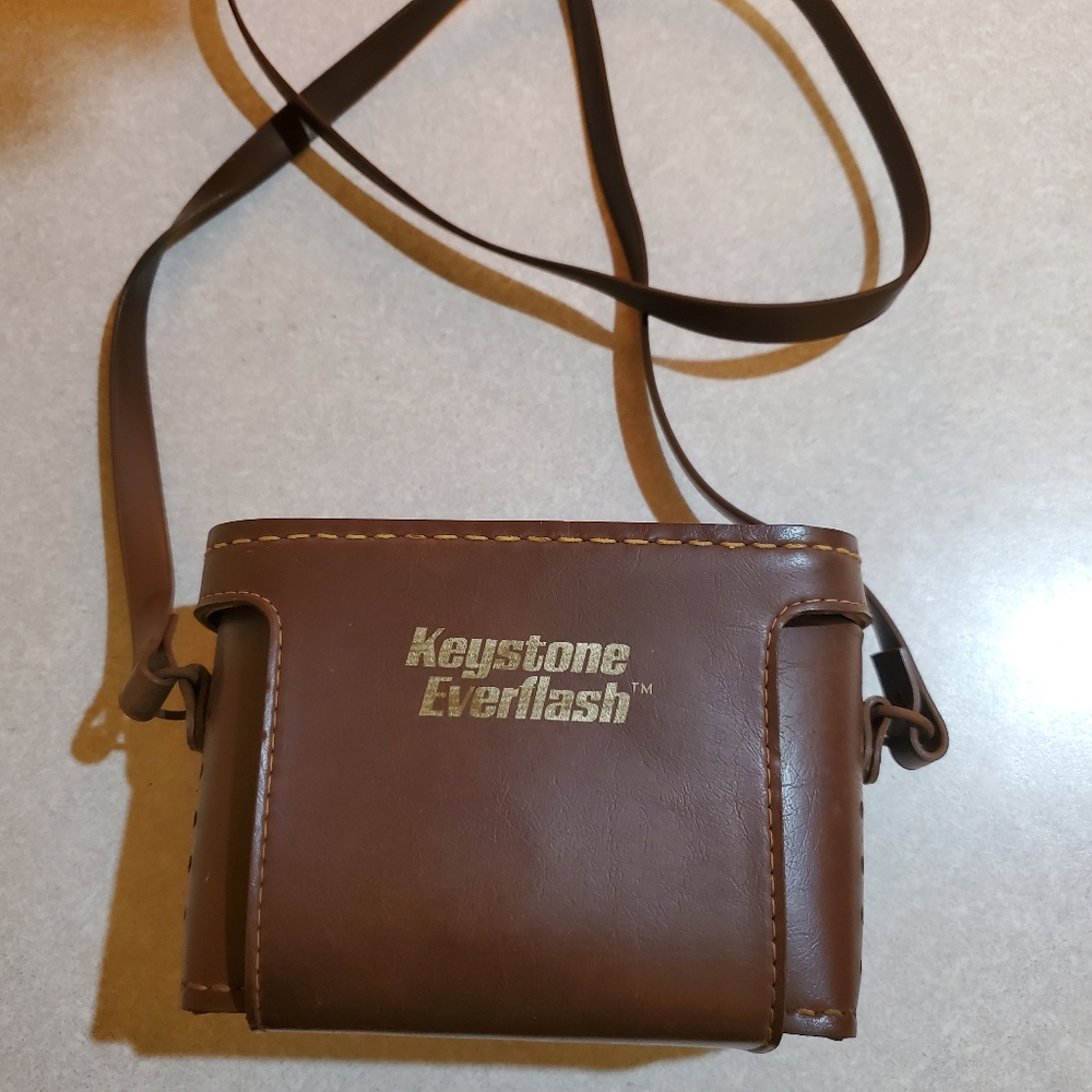 📸1970's Keystone Everflash 20 camera & leather case - Picture 3 of 12